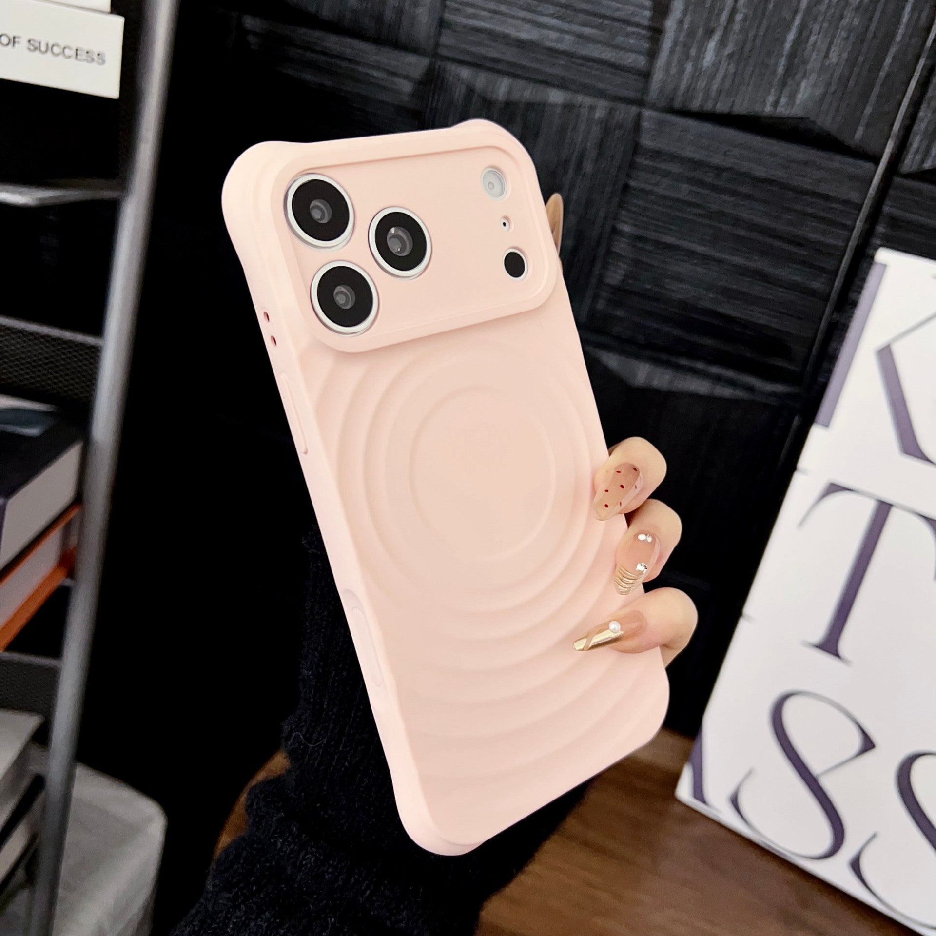 WaveGrip Magnetic Silicone iPhone Case