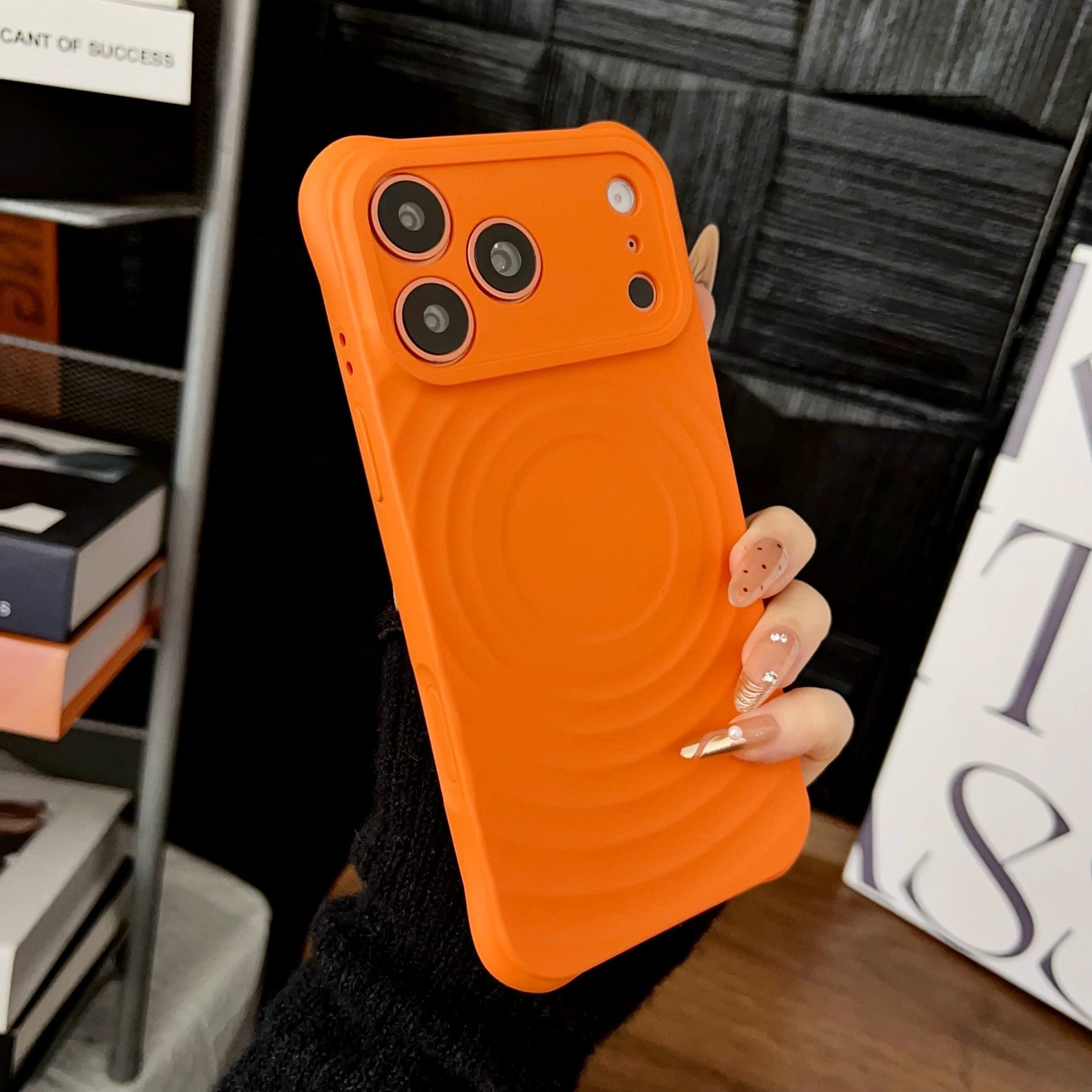 WaveGrip Magnetic Silicone iPhone Case