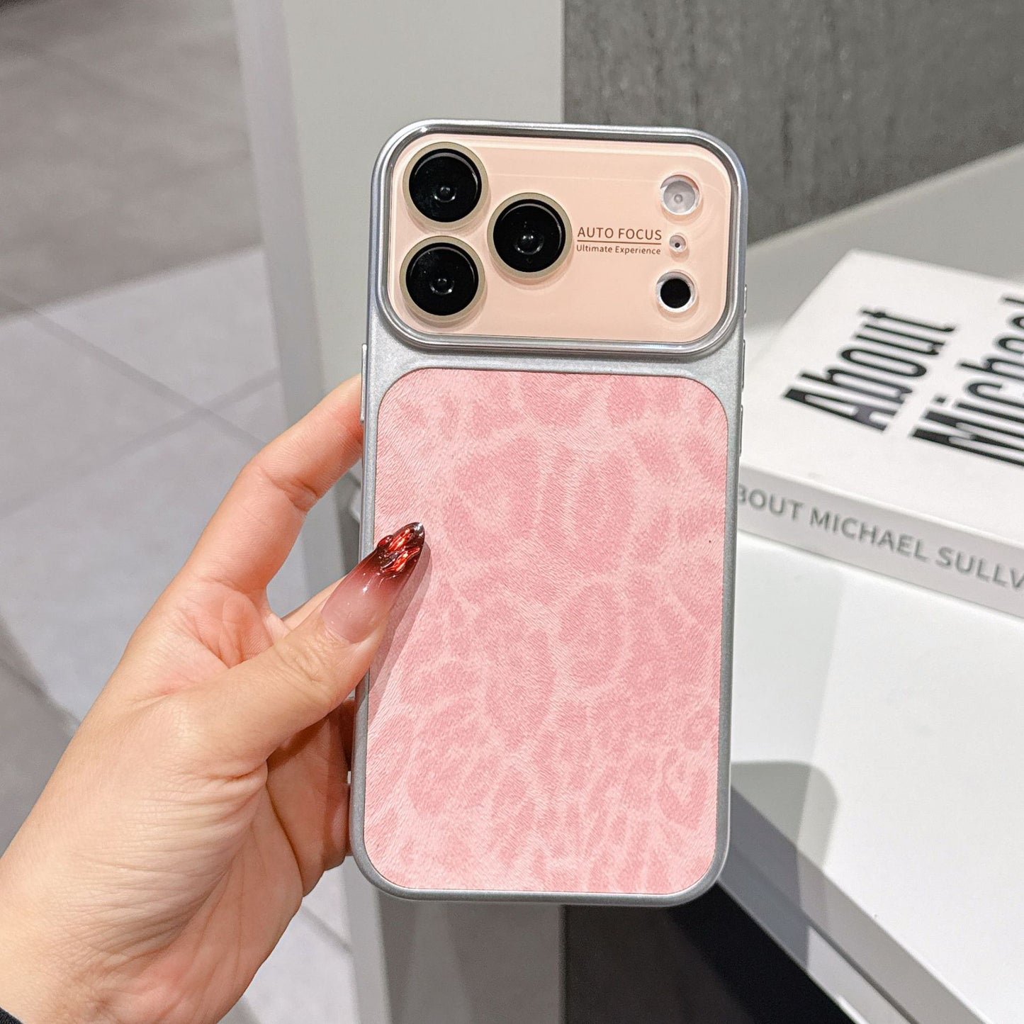 VistaShield Leopard Camera-Cover iPhone Case